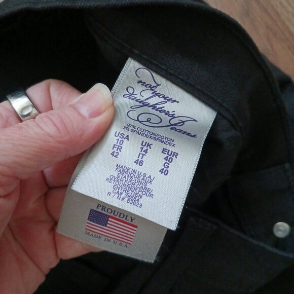 NYDJ Size 10 Black Crop Capri Cuffed Jeweled Denim Tummy Control Pants 21132 - Picture 4 of 6